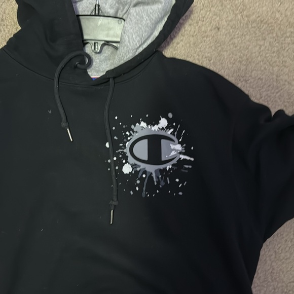 Champion hoodie Send offer - Picture 2 of 3
